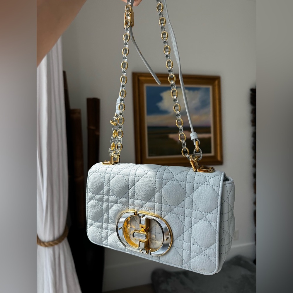 New DIOR CARO BAG - PLACID BLUE
Authentic | Limited edition 2023